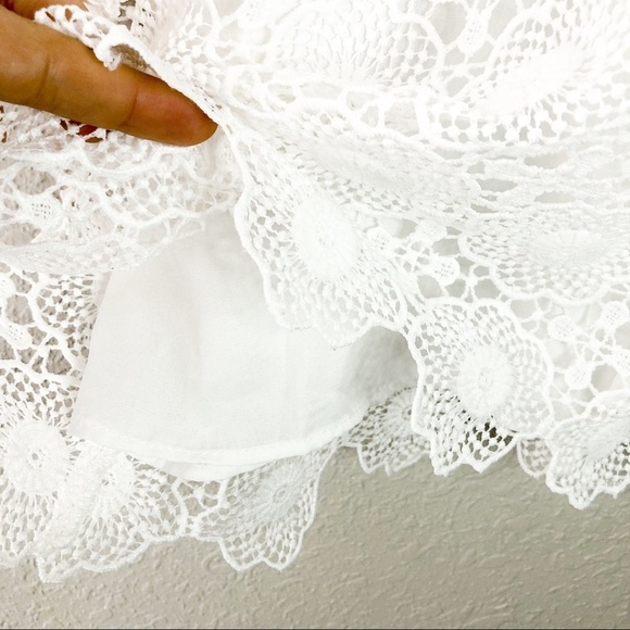 Topshop Grosgrain Lace Cold Shoulder Top Size 2 White Black Lined Floral Girly - Picture 3 of 7